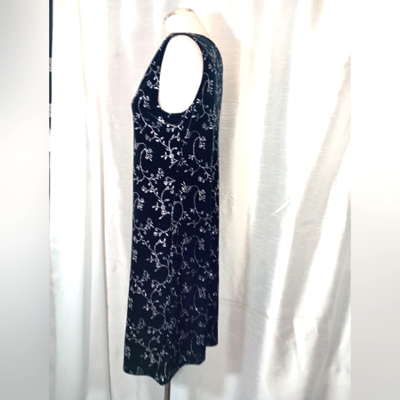 Vintage Sparkle Dress, Black Velour/Silver Sparkles, Sleeveless, Knee Length, M - Picture 4 of 11